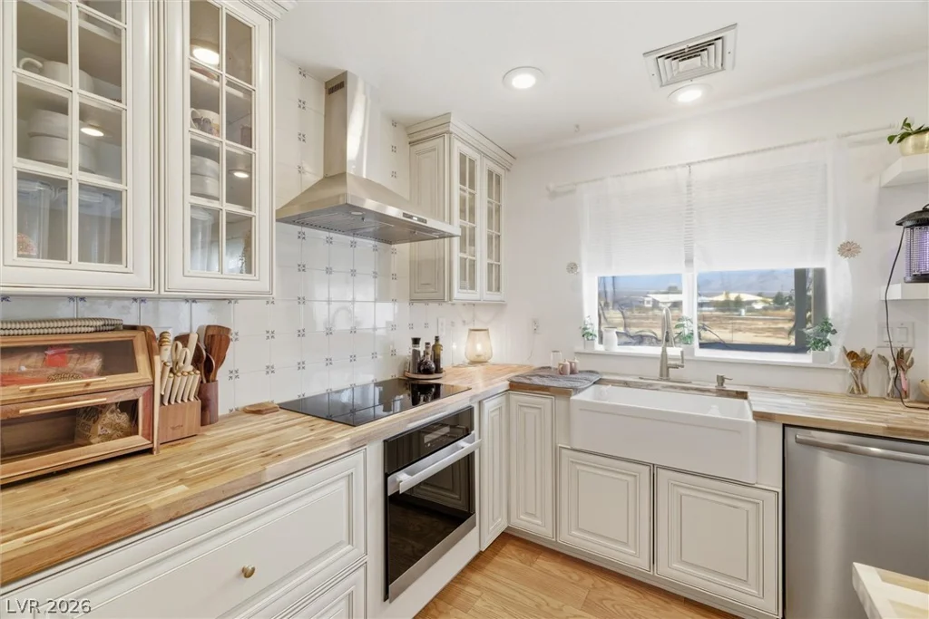 3121 Deacon, Pahrump, NV 89048