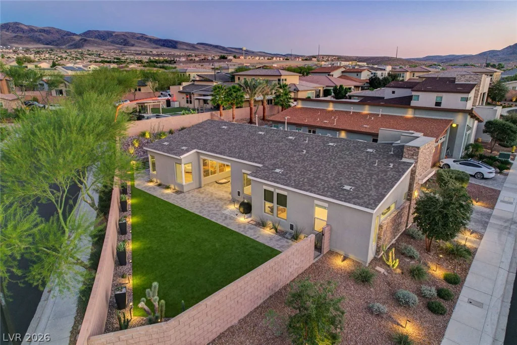 2560 Bridle Oaks, Henderson, NV 89044