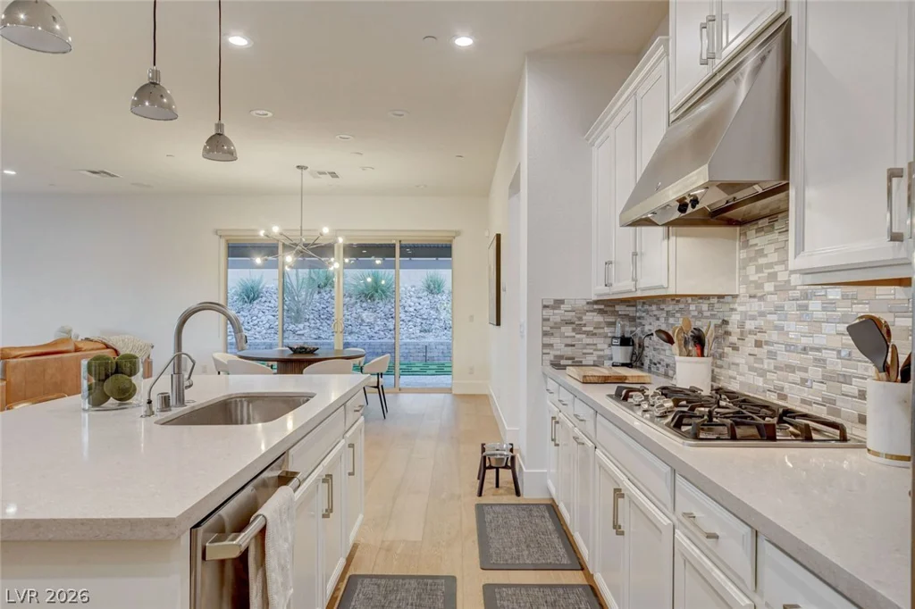 2560 Bridle Oaks, Henderson, NV 89044