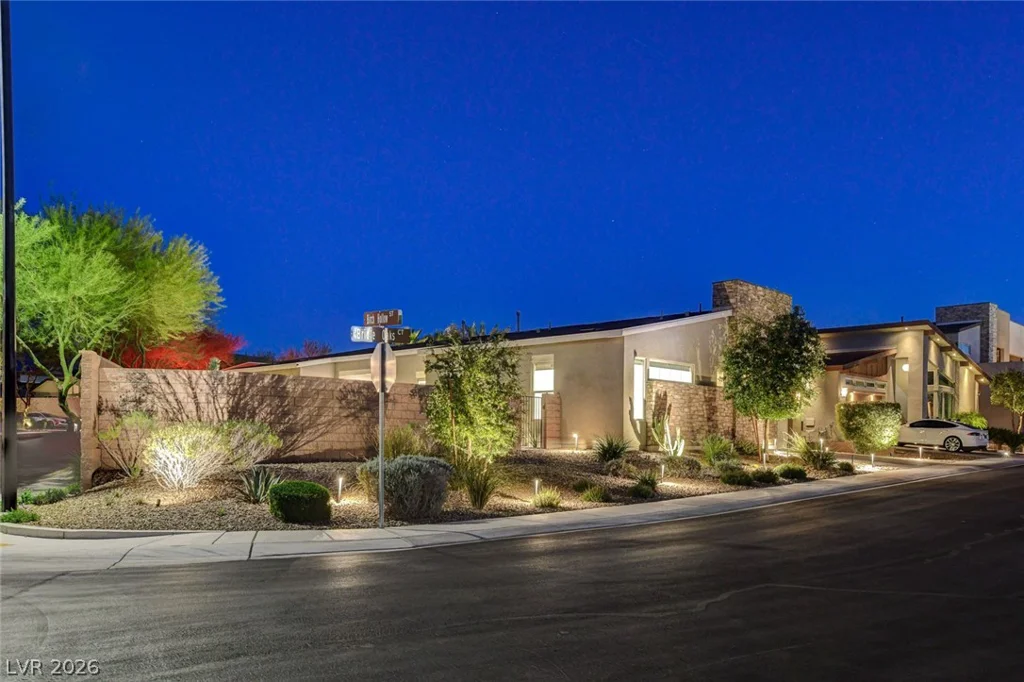 2560 Bridle Oaks, Henderson, NV 89044