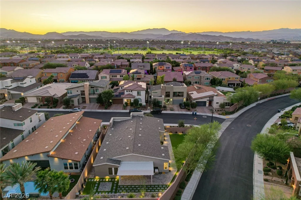 2560 Bridle Oaks, Henderson, NV 89044