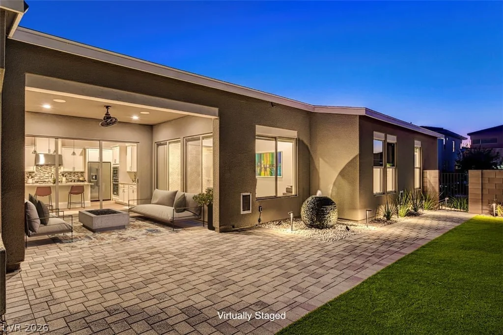 2560 Bridle Oaks, Henderson, NV 89044