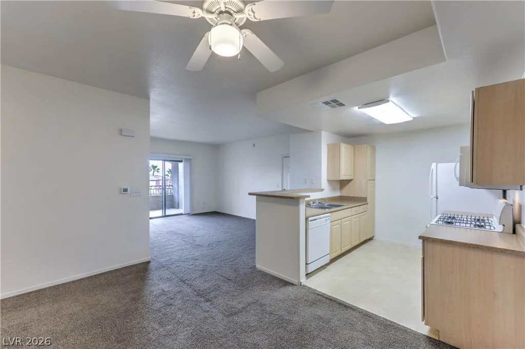 8250 Grand Canyon, Las Vegas, NV 89166