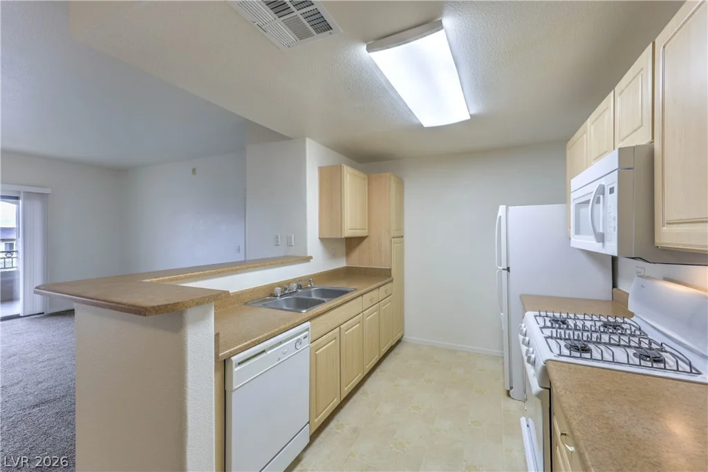 8250 Grand Canyon, Las Vegas, NV 89166