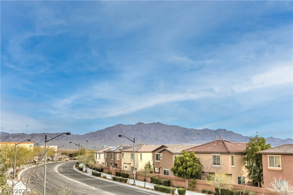 8250 Grand Canyon, Las Vegas, NV 89166