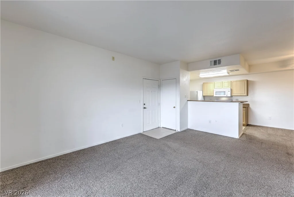 8250 Grand Canyon, Las Vegas, NV 89166