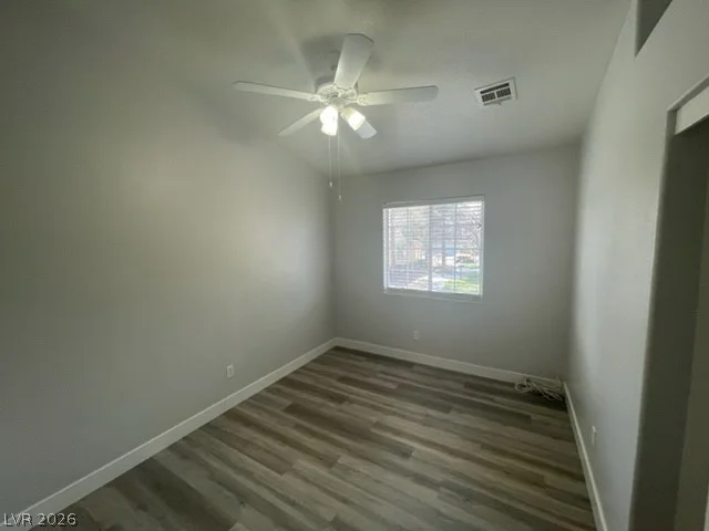1052 Dusty Creek, Las Vegas, NV 89128