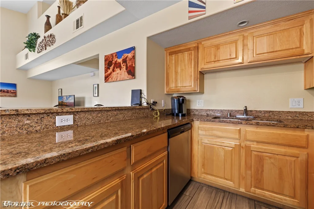 890 Kitty Hawk, Mesquite, NV 89027