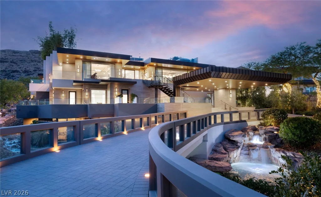 9 ECHO PEAK, Las Vegas, NV 89135
