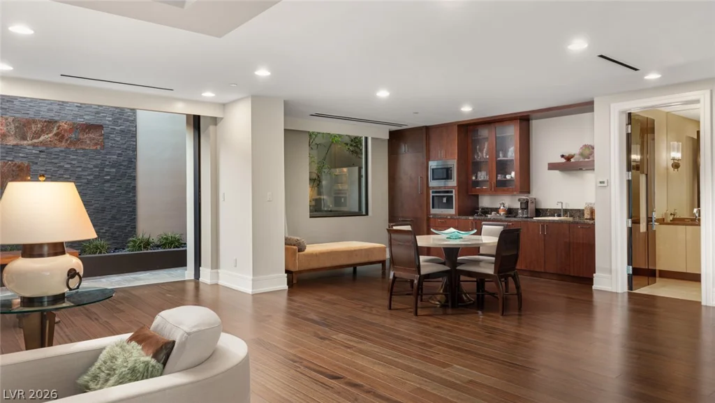 9 ECHO PEAK, Las Vegas, NV 89135