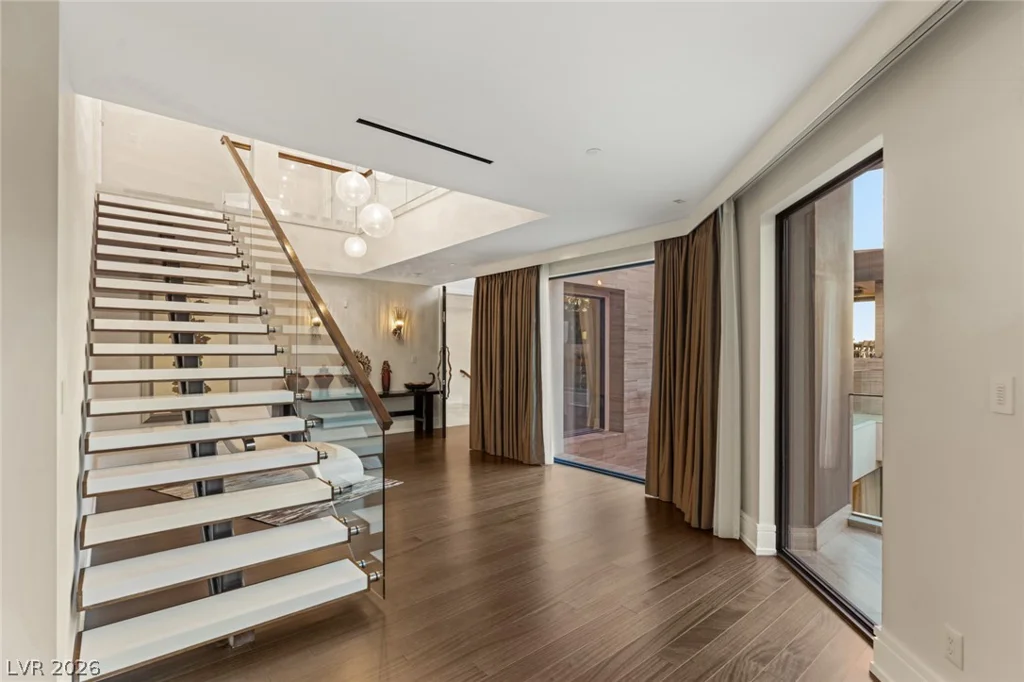 9 ECHO PEAK, Las Vegas, NV 89135