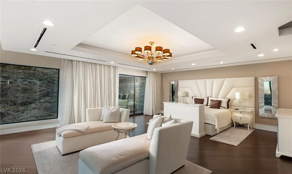 9 ECHO PEAK, Las Vegas, NV 89135
