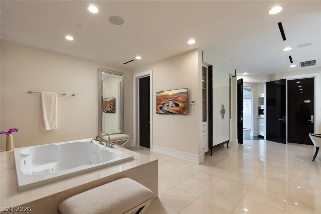9 ECHO PEAK, Las Vegas, NV 89135