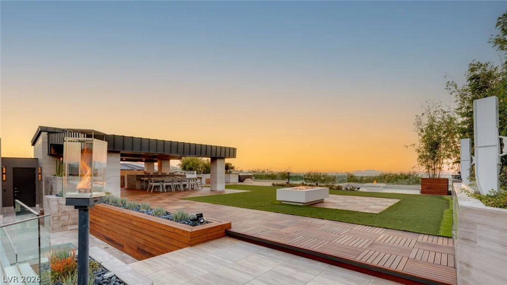 9 ECHO PEAK, Las Vegas, NV 89135