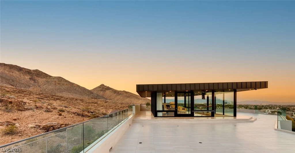9 ECHO PEAK, Las Vegas, NV 89135