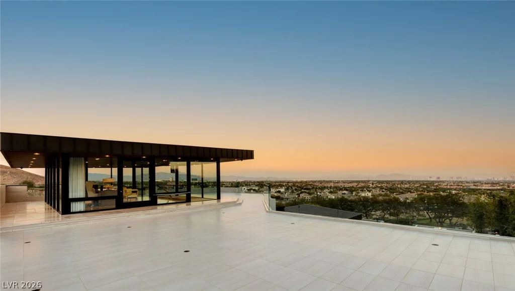 9 ECHO PEAK, Las Vegas, NV 89135