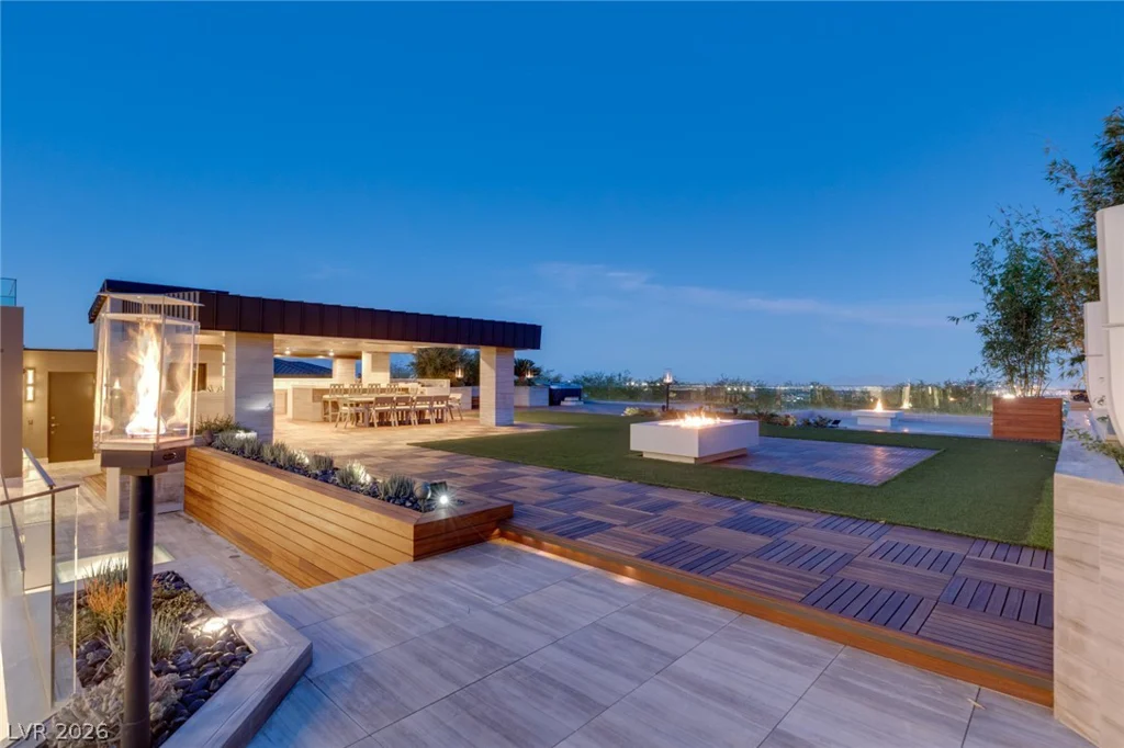 9 ECHO PEAK, Las Vegas, NV 89135