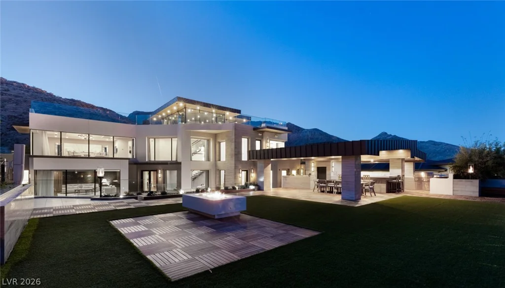 9 ECHO PEAK, Las Vegas, NV 89135