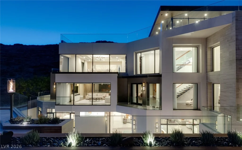 9 ECHO PEAK, Las Vegas, NV 89135