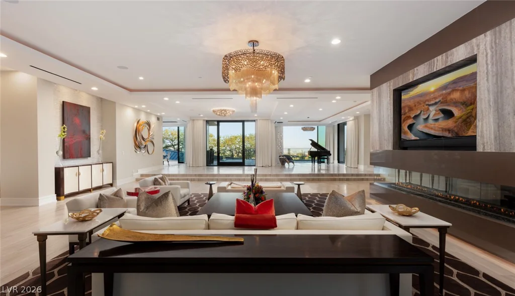 9 ECHO PEAK, Las Vegas, NV 89135