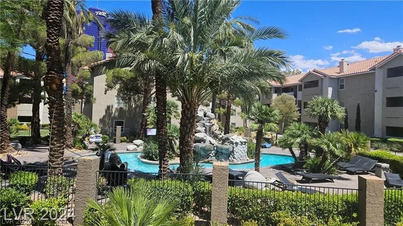 4200 Valley View, Las Vegas, NV 89103