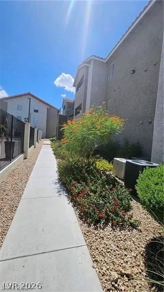 4200 Valley View, Las Vegas, NV 89103