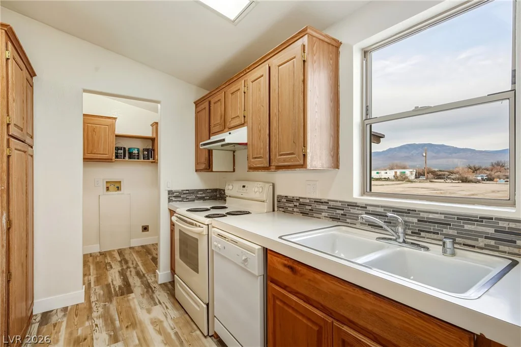 1340 Bunarch, Pahrump, NV 89060
