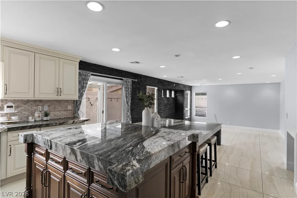 823 Rusty Branch, Las Vegas, NV 89123