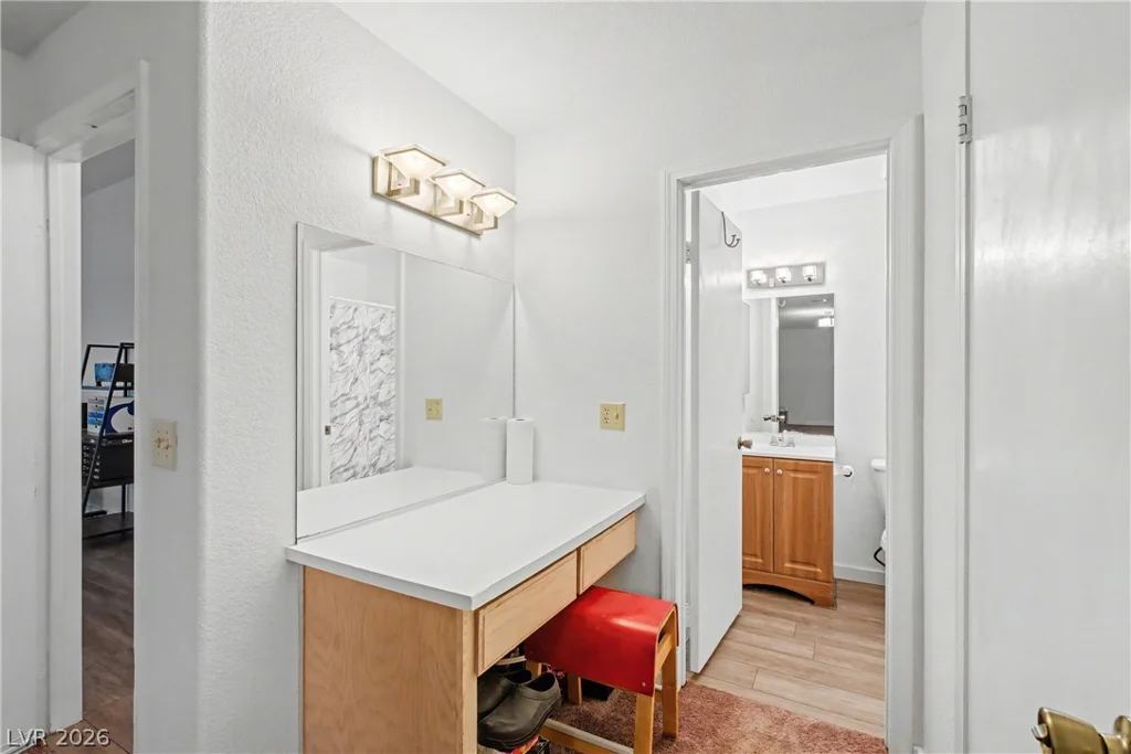 8040 Celestial, Las Vegas, NV 89128