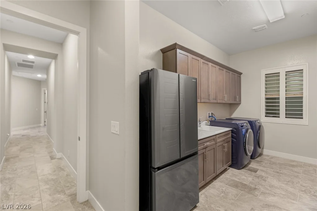 7966 Ford, Las Vegas, NV 89113