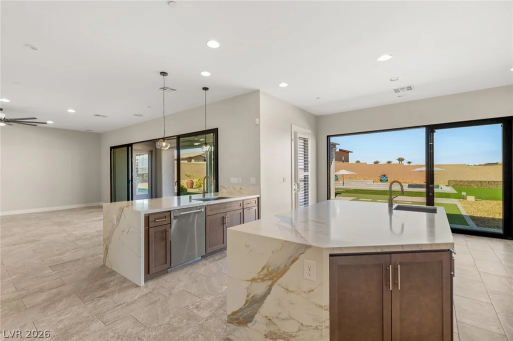 7966 Ford, Las Vegas, NV 89113