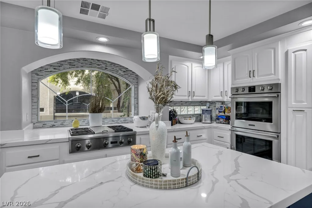 11205 Pentland Downs, Las Vegas, NV 89141
