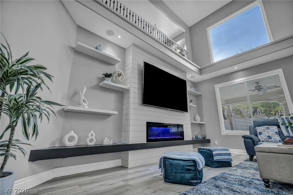 11205 Pentland Downs, Las Vegas, NV 89141