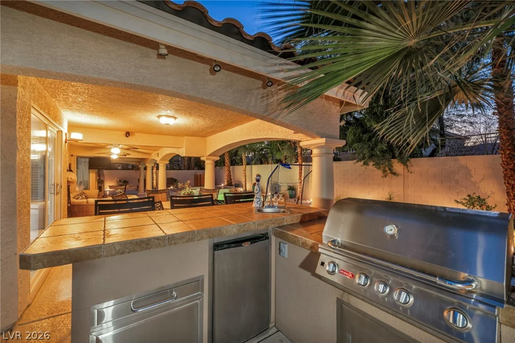 11205 Pentland Downs, Las Vegas, NV 89141