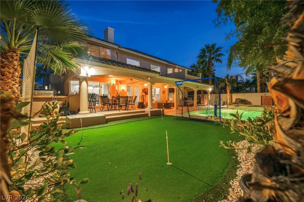 11205 Pentland Downs, Las Vegas, NV 89141