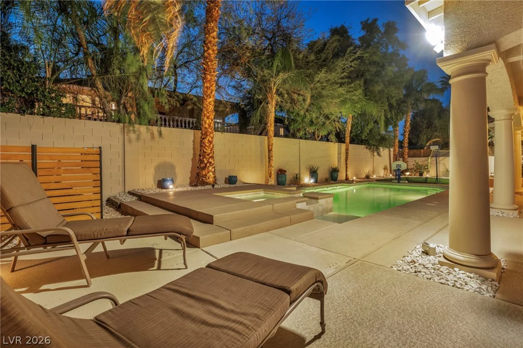 11205 Pentland Downs, Las Vegas, NV 89141