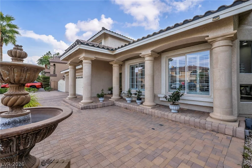 11205 Pentland Downs, Las Vegas, NV 89141