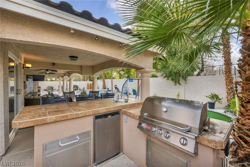 11205 Pentland Downs, Las Vegas, NV 89141