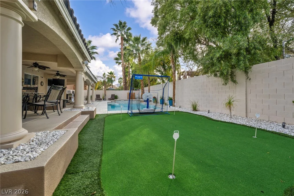 11205 Pentland Downs, Las Vegas, NV 89141