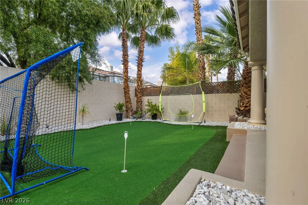 11205 Pentland Downs, Las Vegas, NV 89141