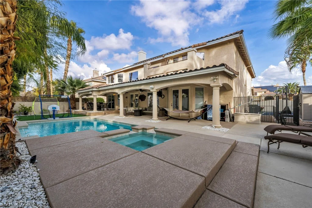 11205 Pentland Downs, Las Vegas, NV 89141