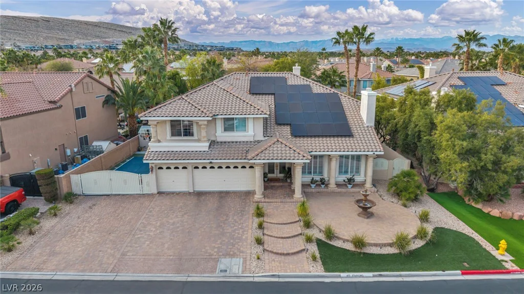 11205 Pentland Downs, Las Vegas, NV 89141