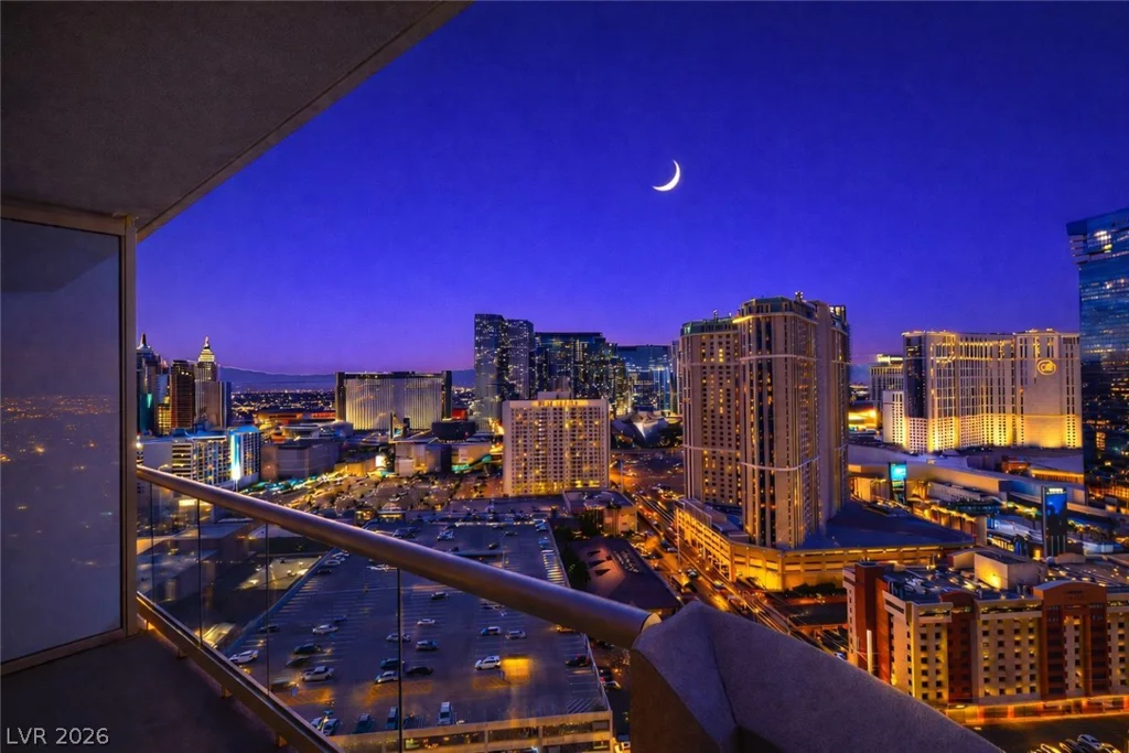 145 HARMON, Las Vegas, NV 89109