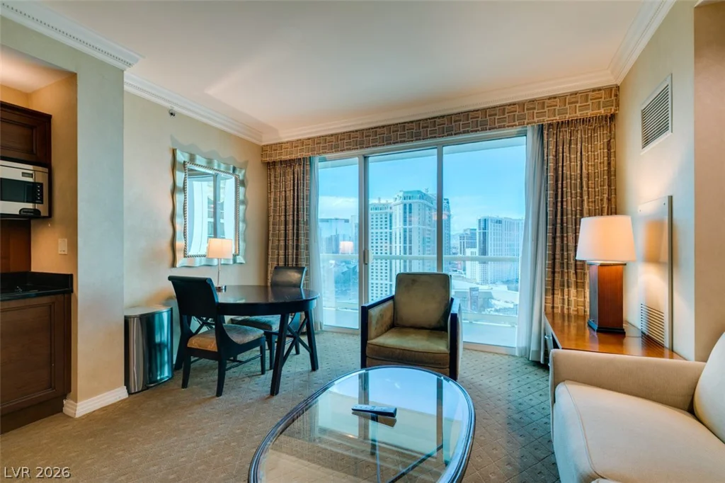 145 HARMON, Las Vegas, NV 89109
