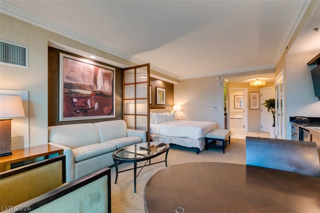 145 HARMON, Las Vegas, NV 89109