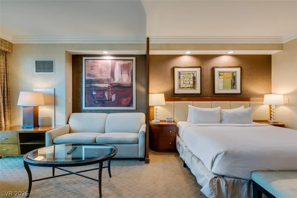 145 HARMON, Las Vegas, NV 89109