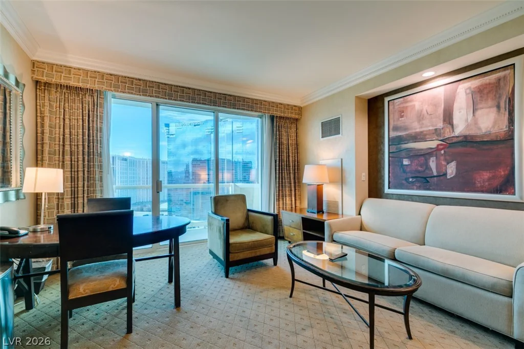 145 HARMON, Las Vegas, NV 89109