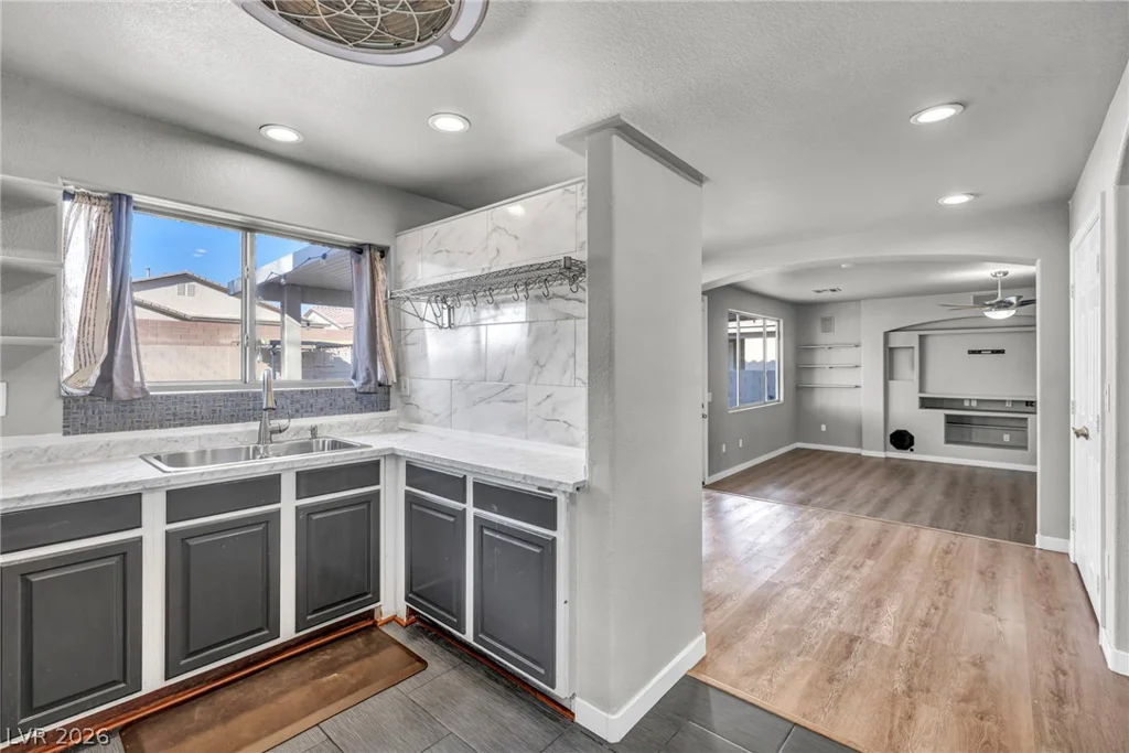 4605 Sergeant, North Las Vegas, NV 89031
