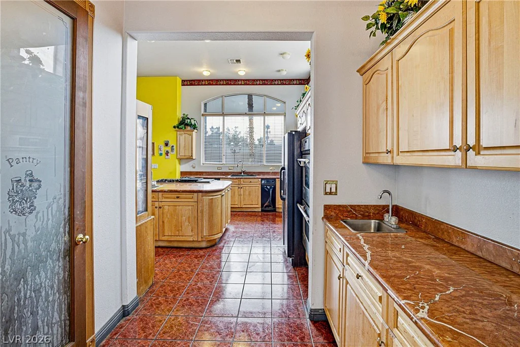 3215 Cliff Sieler, Las Vegas, NV 89117