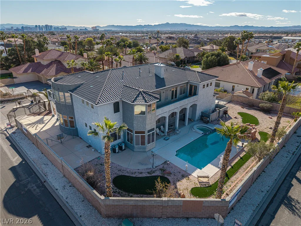 3215 Cliff Sieler, Las Vegas, NV 89117